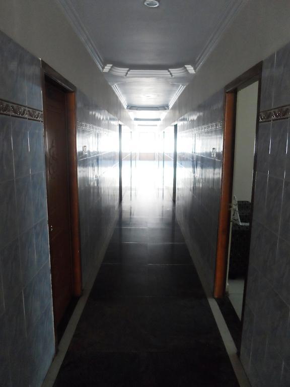Hotel Sunilkrishna 蒂鲁帕蒂 外观 照片